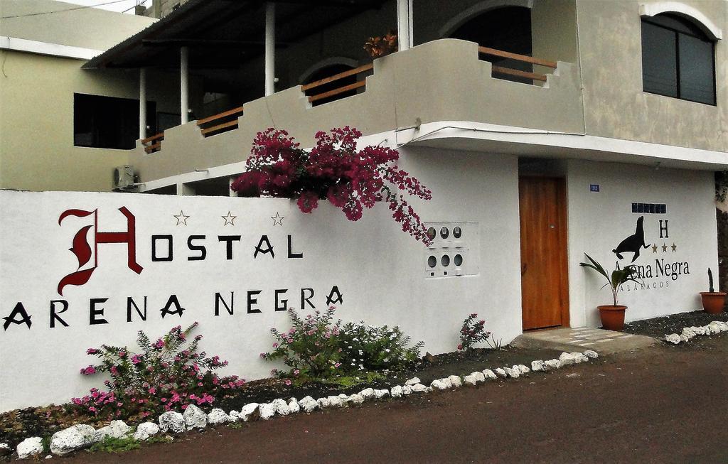 Hostal Arena Negra Puerto Ayora  Exterior foto