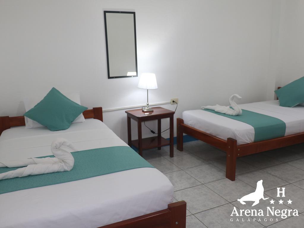 Hostal Arena Negra Puerto Ayora  Exterior foto