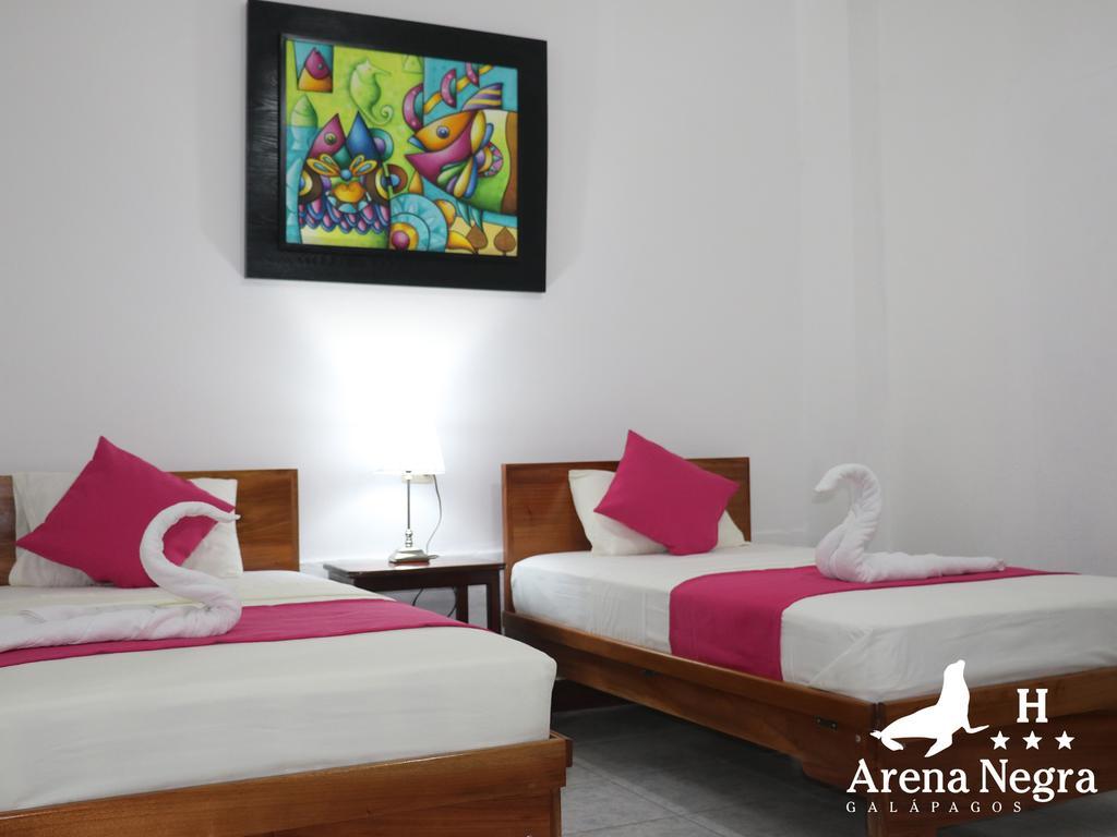Hostal Arena Negra Puerto Ayora  Exterior foto