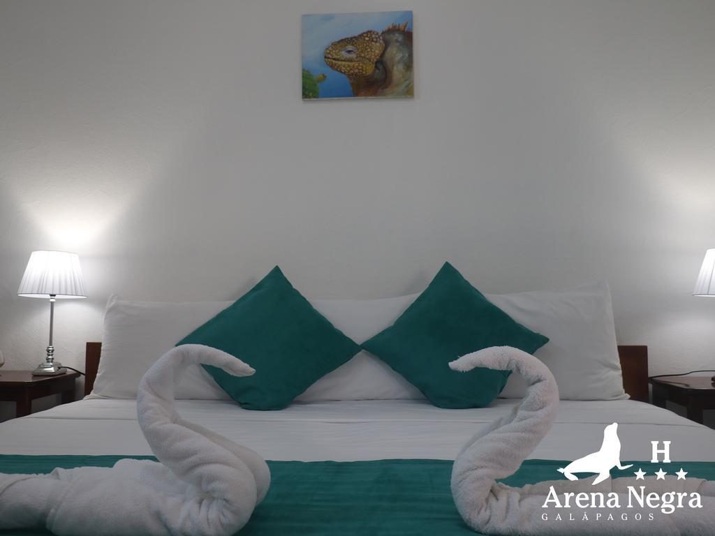 Hostal Arena Negra Puerto Ayora  Exterior foto